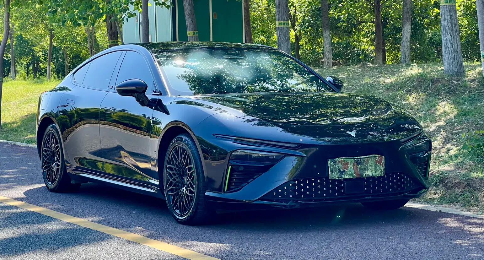 NETA S 2022 All-Electric 650 km Four-Wheel Drive Flagship Edition — миниатюра 5