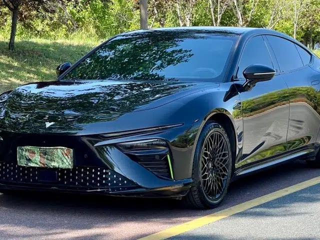 NETA S 2022 All-Electric 650 km Four-Wheel Drive Flagship Edition