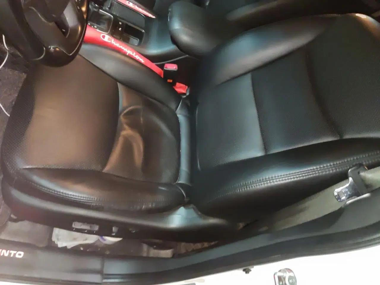 Kia Sorento 2013 2.4L 7-Seater Gasoline Comfort Version China IV Standard — миниатюра 16