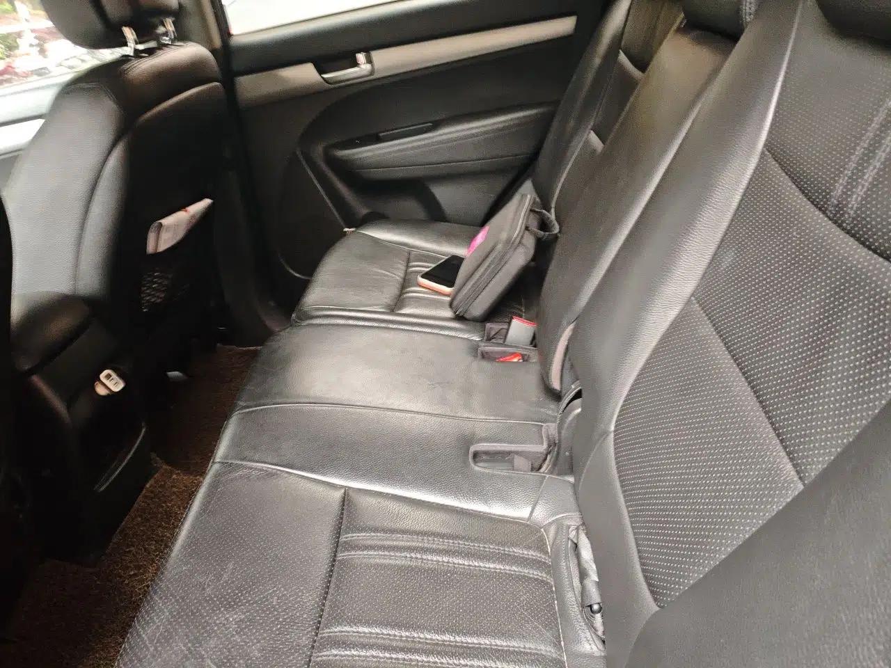 Kia Sorento 2013 2.4L 7-seat Gasoline Luxury Edition — миниатюра 18