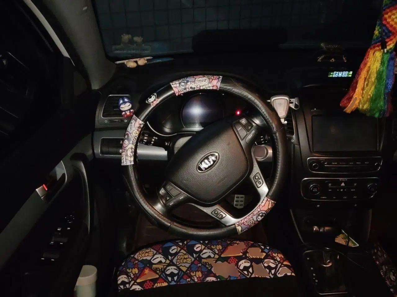 Kia Sorento 2013 2.2T 7-Seater Diesel Supreme Edition — миниатюра 11