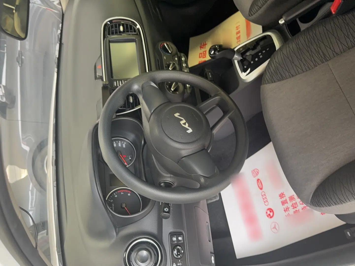 Kia Pegas 2020 Revised Version 1.4L Automatic Comfortable with Sunroof — миниатюра 17