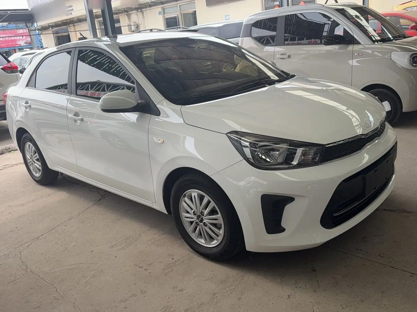 Kia Pegas 2020 Revised Version 1.4L Automatic Comfortable with Sunroof — миниатюра 4