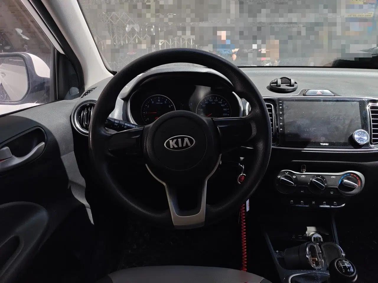Kia Pegas 2017 1.4L Manual Value Edition — миниатюра 11