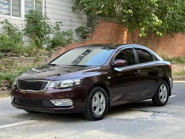 Kia Forte 2014 1.6L AT GL