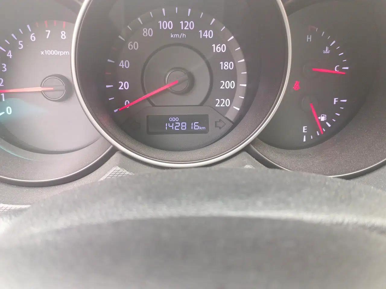 Kia Forte 2014 1.6L MT GL — миниатюра 13