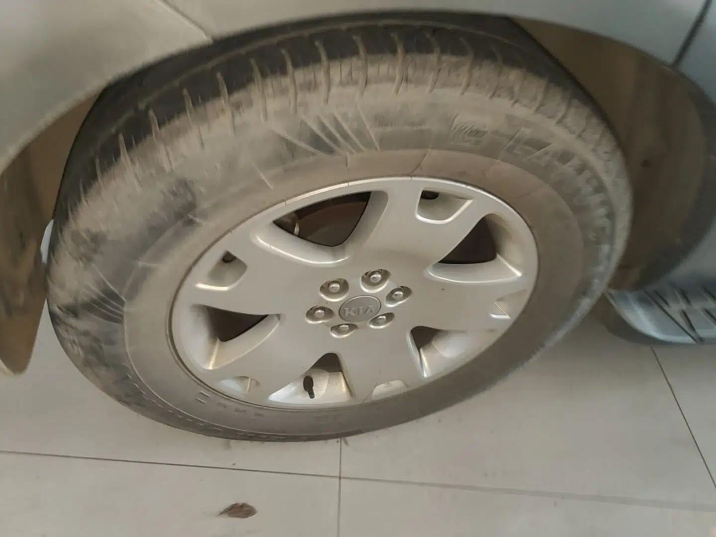 Kia Borrego 2015 3.8L Luxury Edition China IV — миниатюра 10