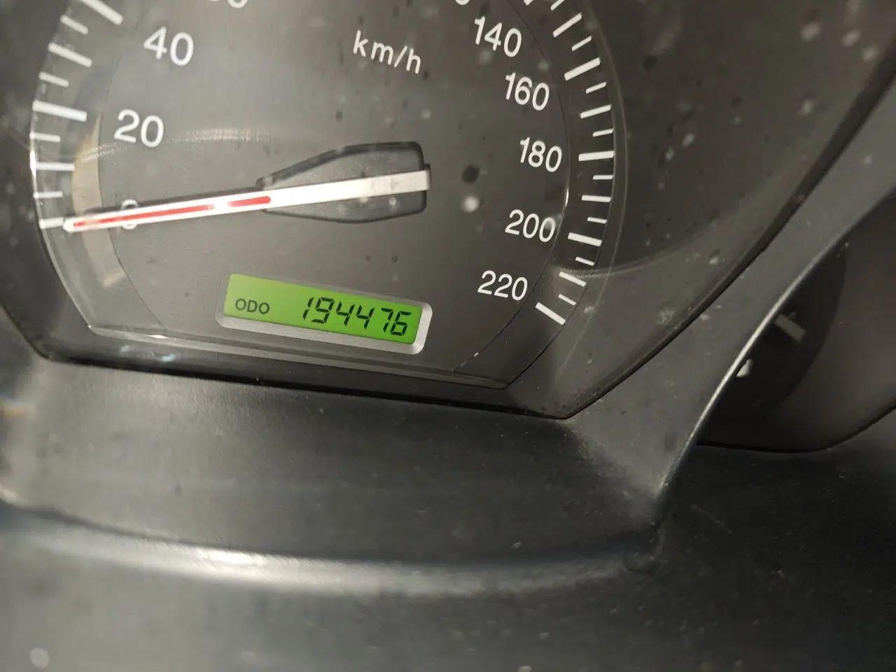 Kia Cerato 2012 1.6L MT GL — миниатюра 13
