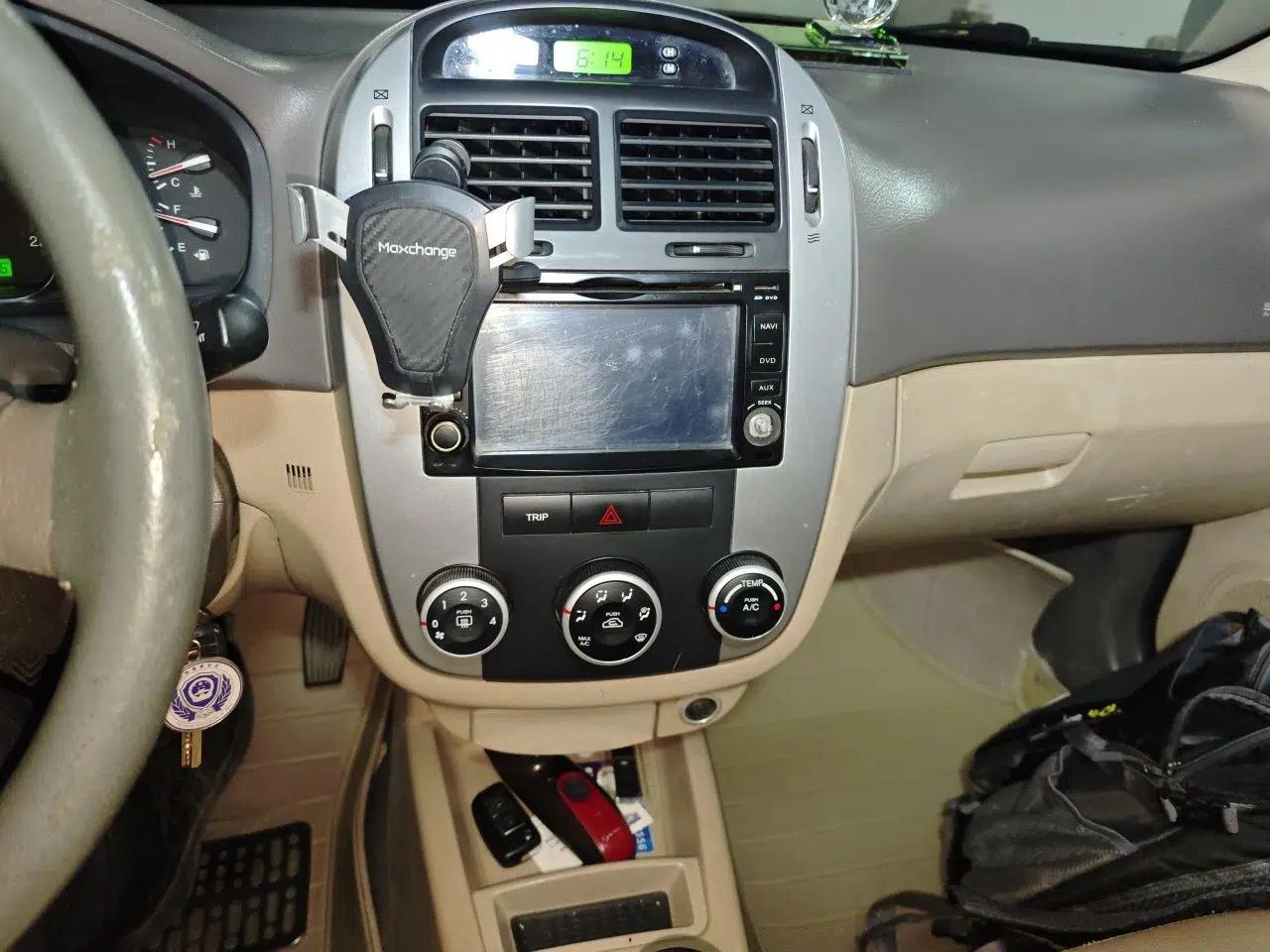 Kia Cerato 2012 1.6L MT GL — миниатюра 14