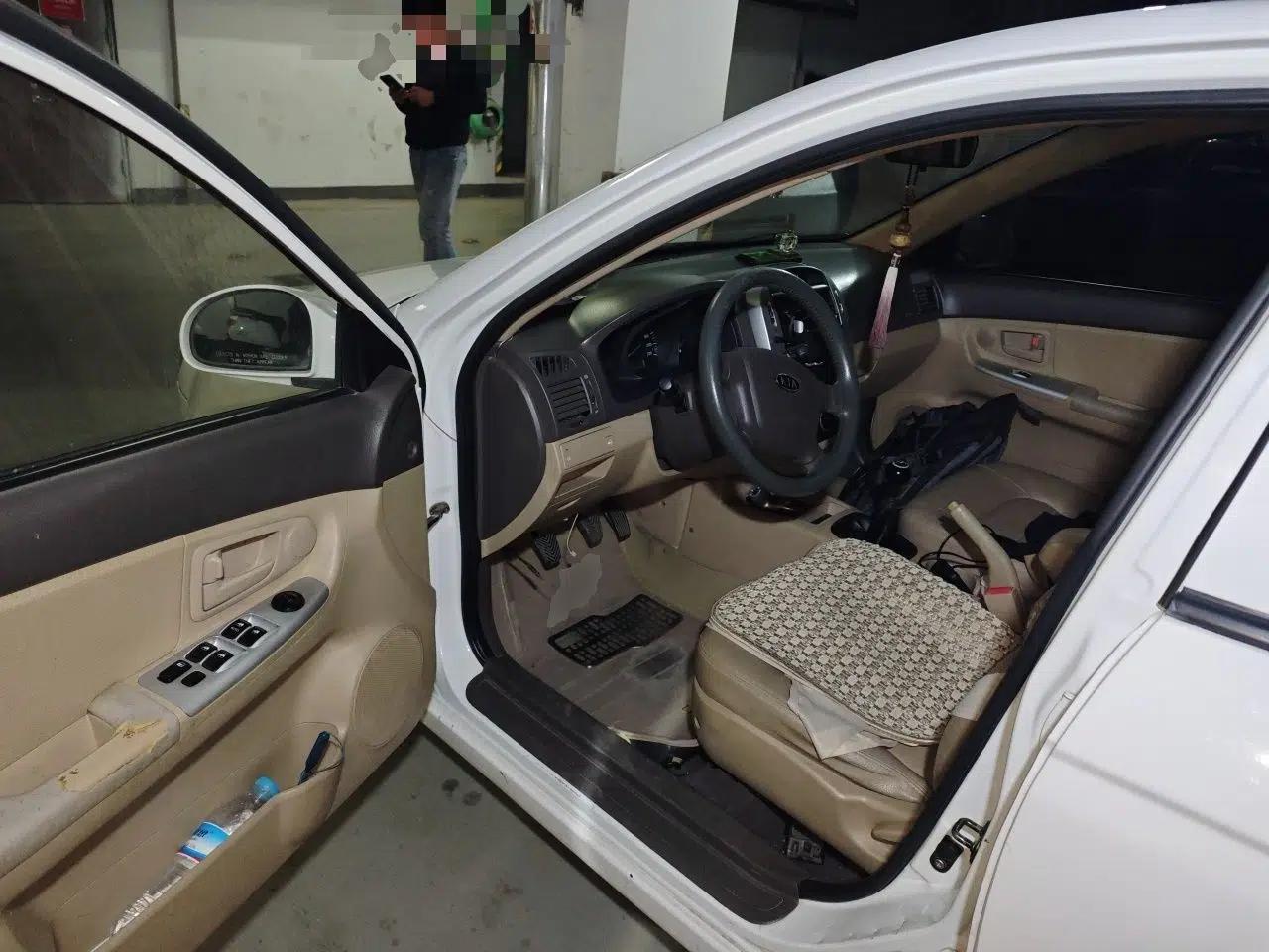 Kia Cerato 2012 1.6L MT GL — миниатюра 17