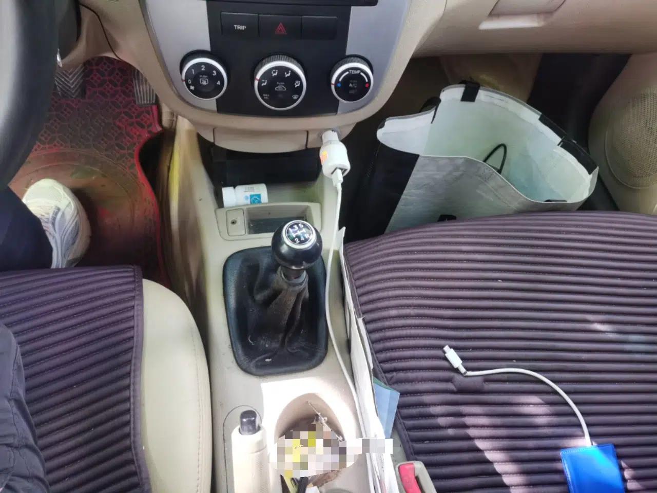 Kia Cerato 2010 1.6L MT GL — миниатюра 15