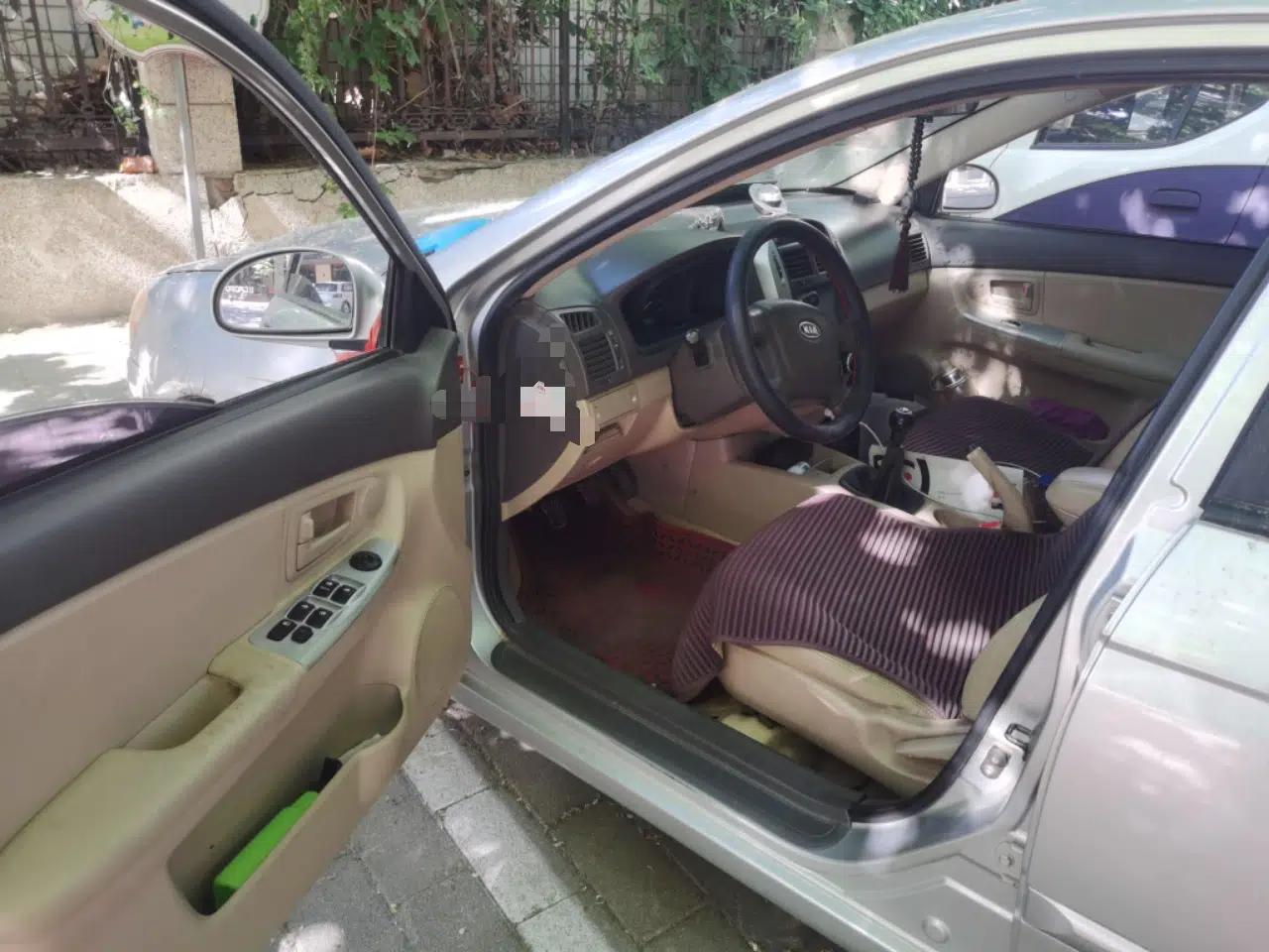 Kia Cerato 2010 1.6L MT GL — миниатюра 17
