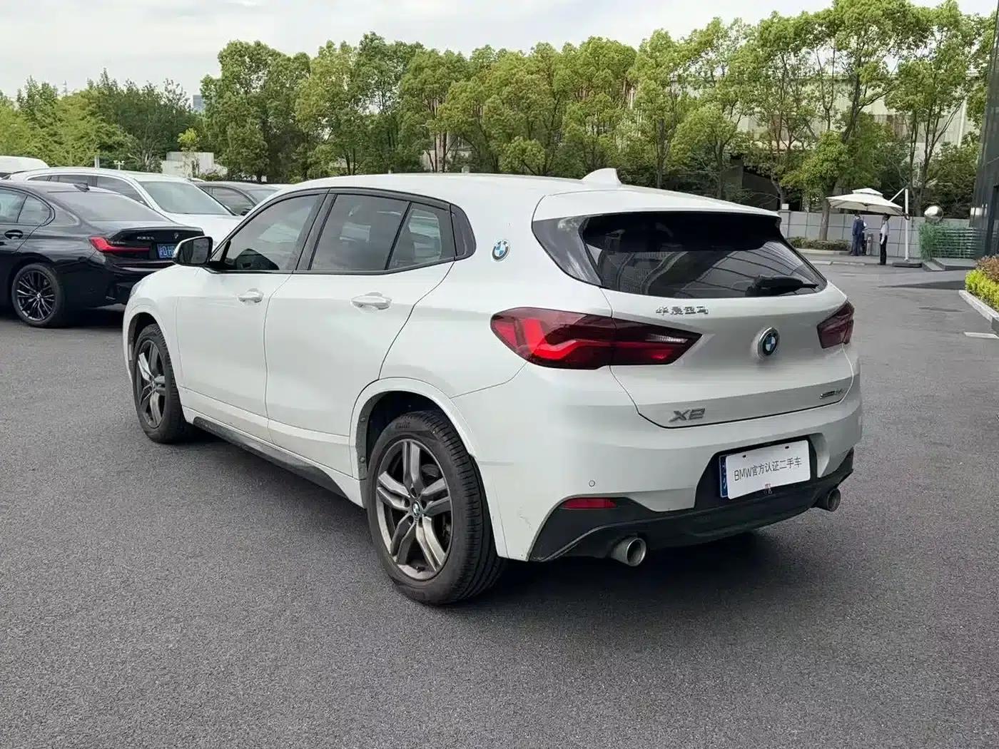 BMW X2 2022 sDrive25i M Sport Package — миниатюра 4