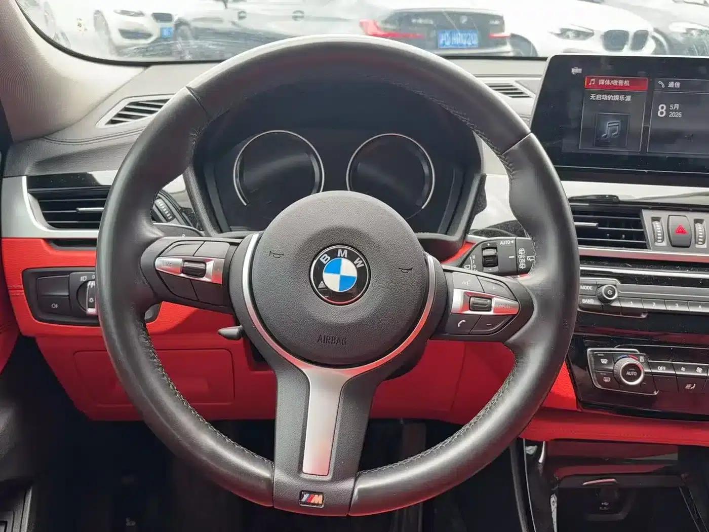 BMW X2 2022 sDrive25i M Sport Package — миниатюра 8