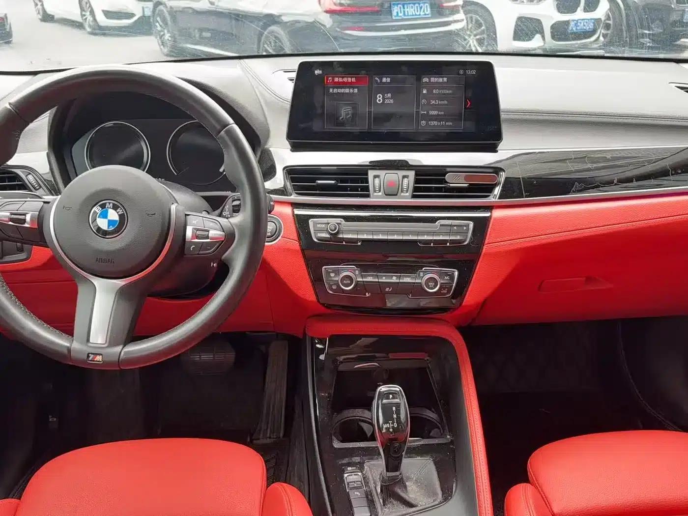 BMW X2 2022 sDrive25i M Sport Package — миниатюра 10