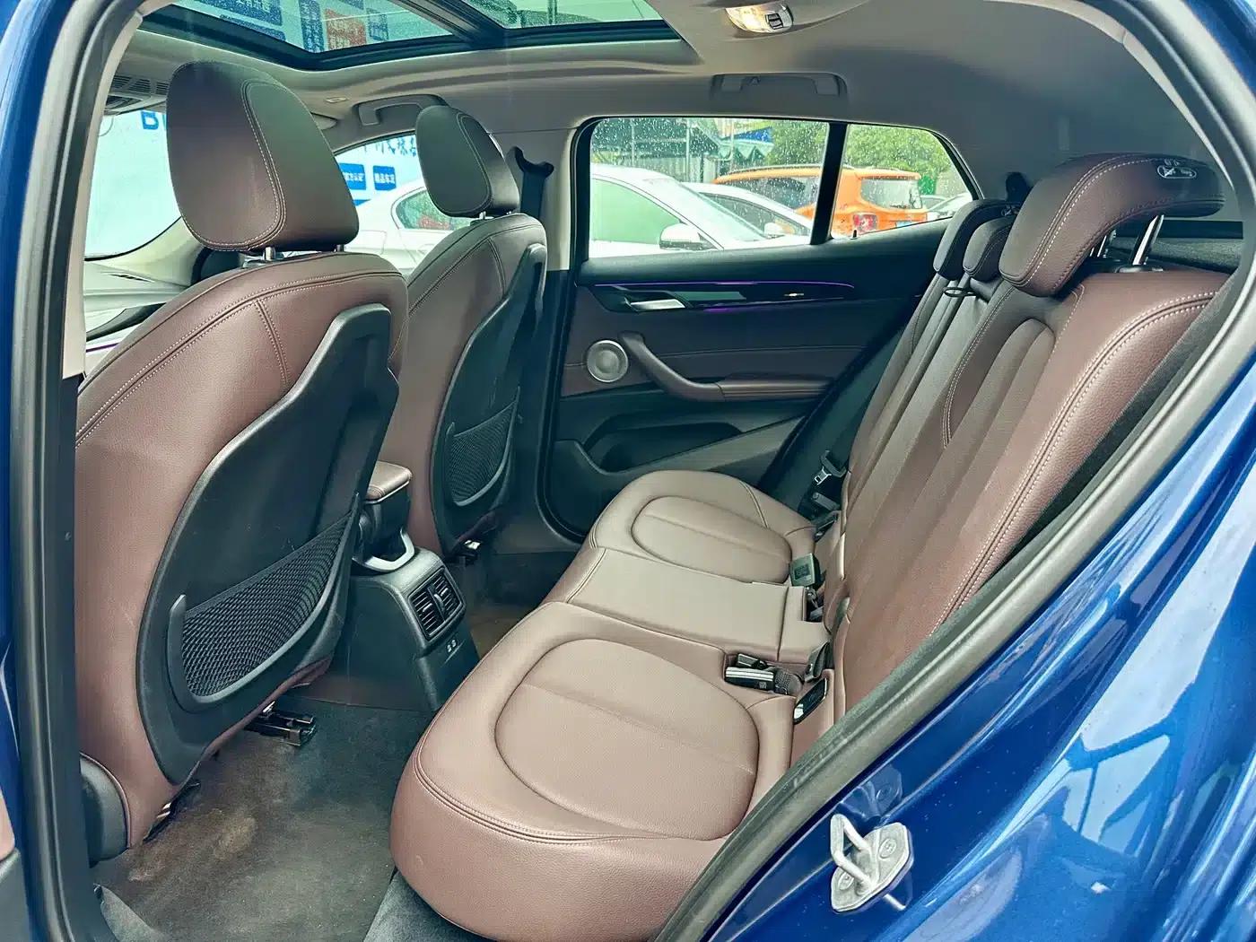 BMW X2 2022 sDrive25i M Sport Package — миниатюра 9