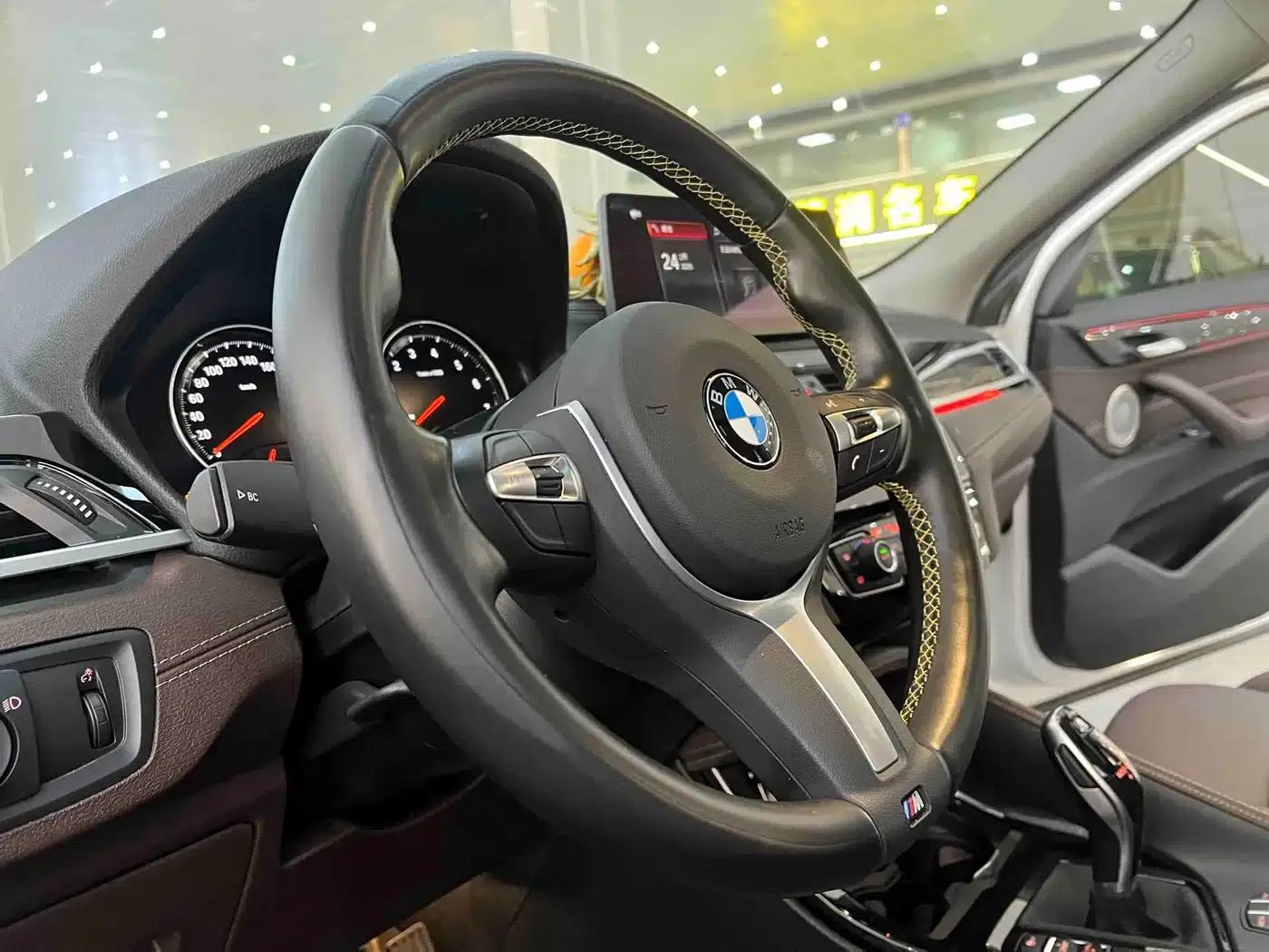 BMW X2 2023 sDrive25i M Sport Package — миниатюра 13