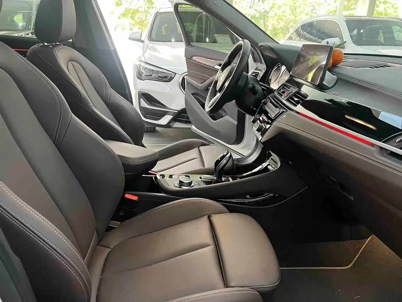 BMW X2 2023 sDrive25i M Sport Package — миниатюра 18