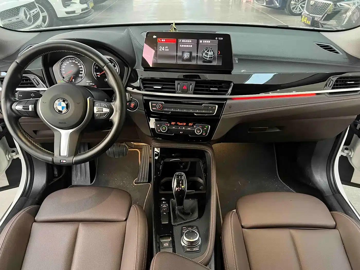 BMW X2 2023 sDrive25i M Sport Package — миниатюра 10