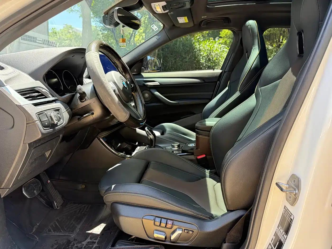 BMW X2 2023 xDrive 25i Shining Edition — миниатюра 7