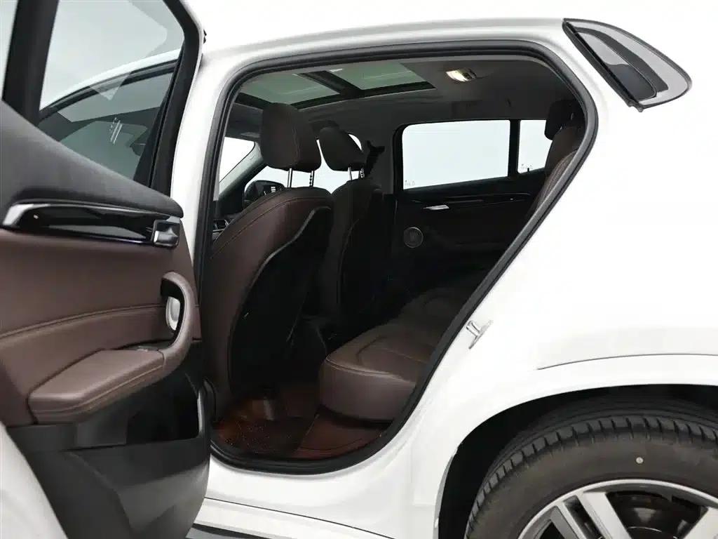 2021 BMW X2 Facelift sDrive25i M Sport Package — миниатюра 13