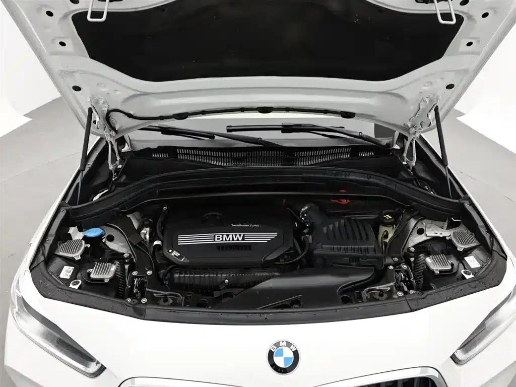 2021 BMW X2 Facelift sDrive25i M Sport Package — миниатюра 16