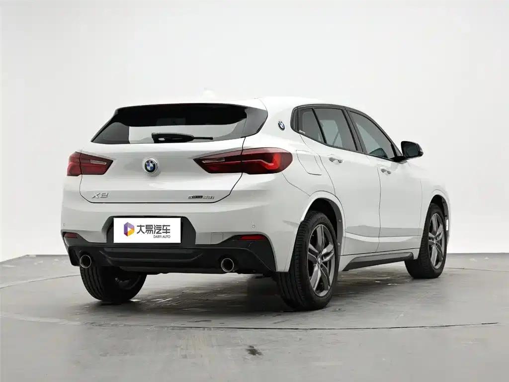 2021 BMW X2 Facelift sDrive25i M Sport Package — миниатюра 3