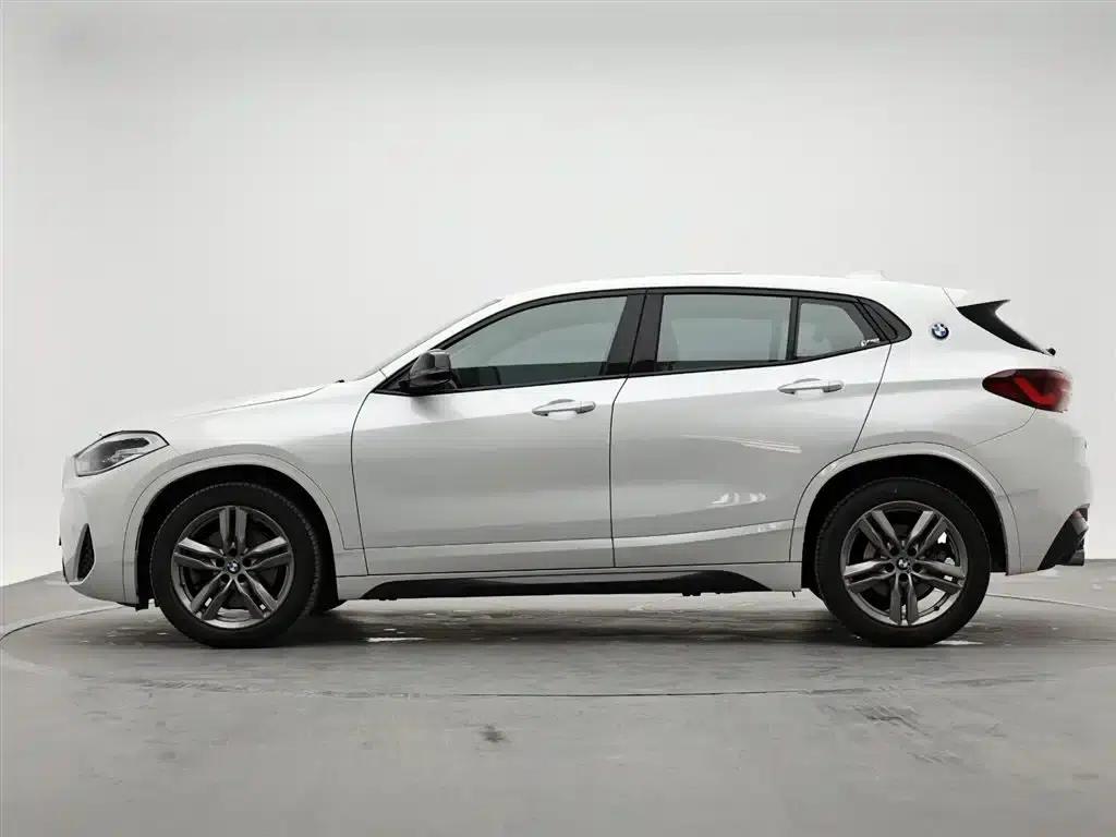 2021 BMW X2 Facelift sDrive25i M Sport Package — миниатюра 6