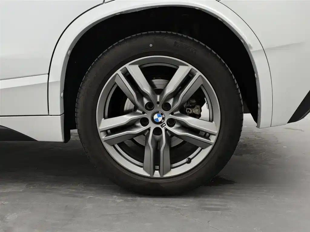 2021 BMW X2 Facelift sDrive25i M Sport Package — миниатюра 8