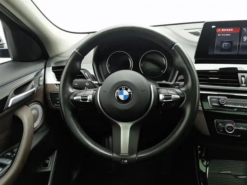 2021 BMW X2 Facelift sDrive25i M Sport Package — миниатюра 11
