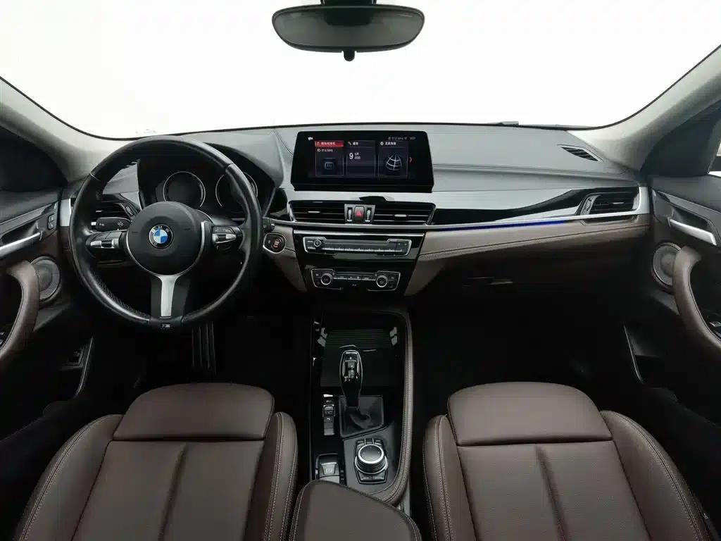 2021 BMW X2 Facelift sDrive25i M Sport Package — миниатюра 5