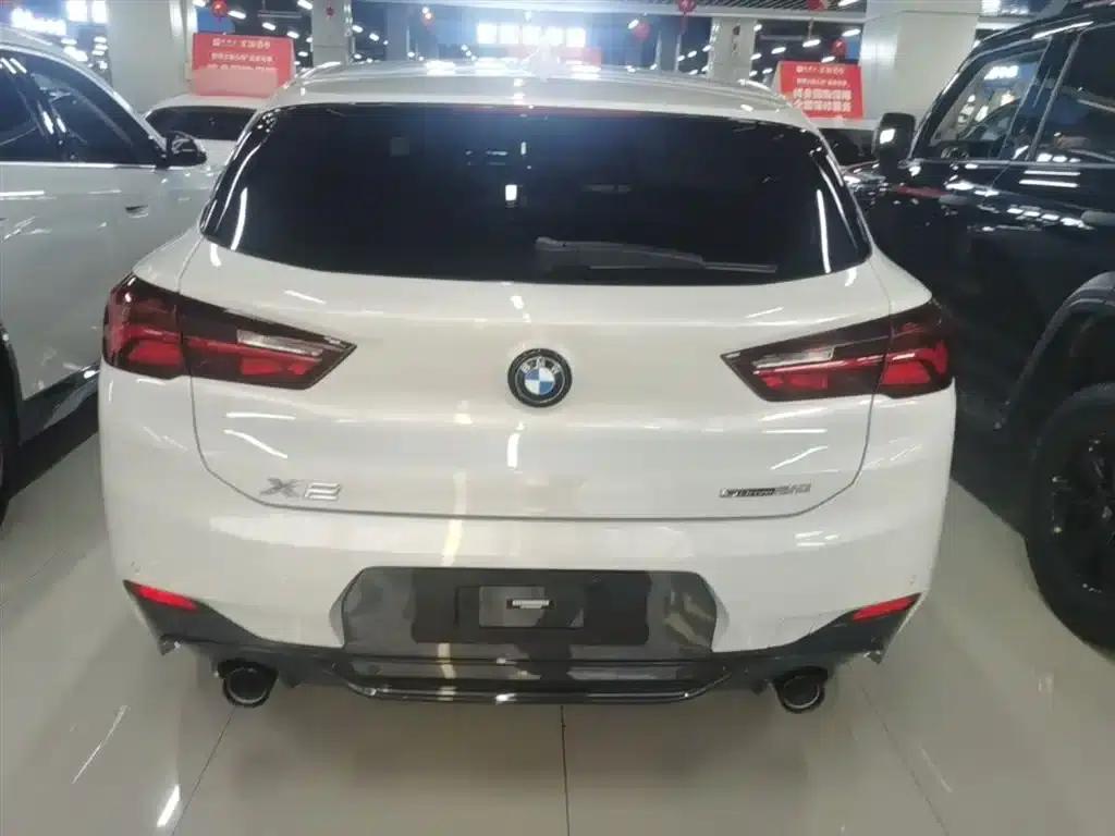 BMW X2 2023 sDrive25i M Sport Shadow Edition — миниатюра 6