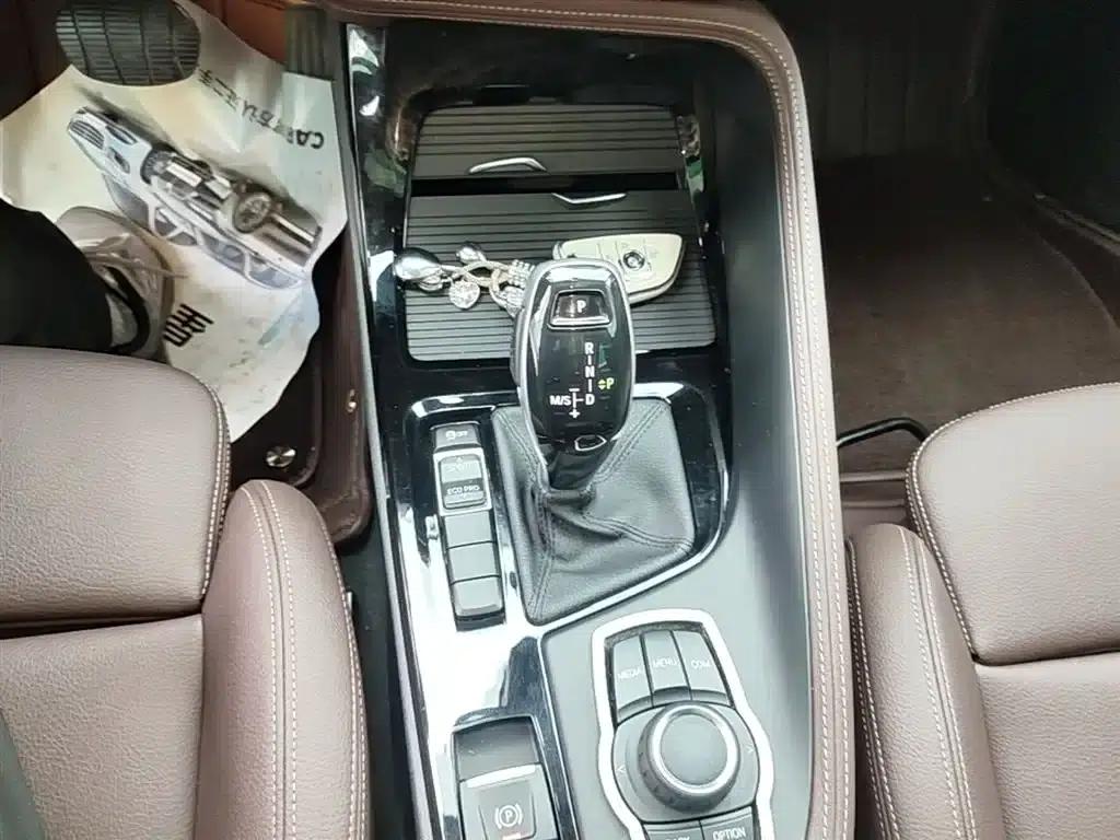 BMW X2 2020 sDrive20i M Sport Package — миниатюра 14