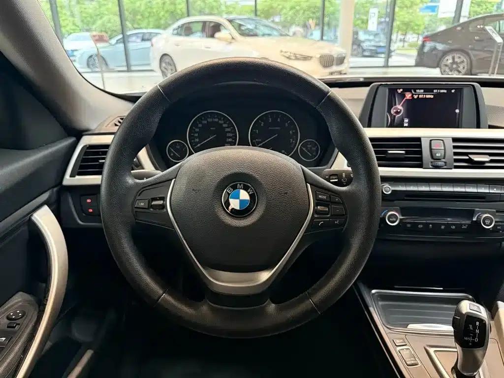 BMW 3 Series GT 2013 320i Leading Edition — миниатюра 4