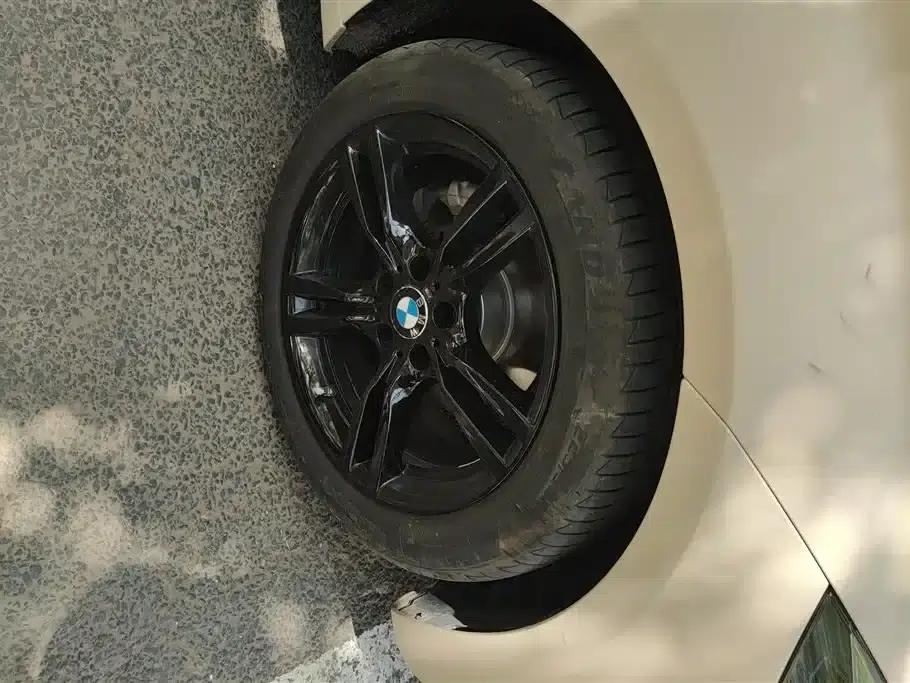 2019 BMW 3 Series GT 320i M Sport Shadow Edition — миниатюра 6