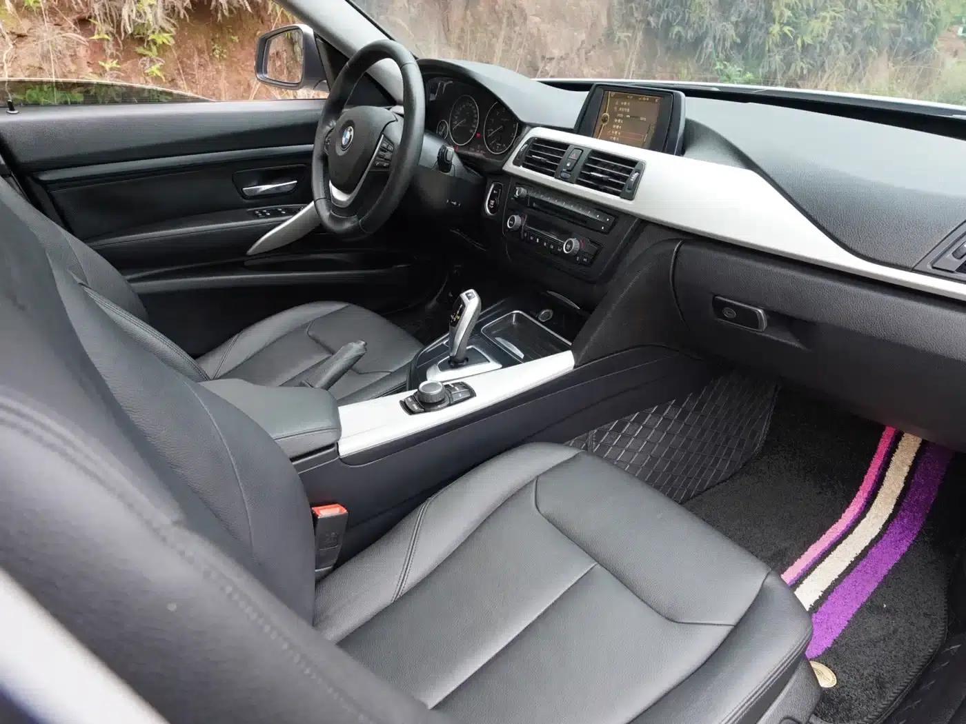 BMW 3 Series GT 2013 320i Leading Edition — миниатюра 20