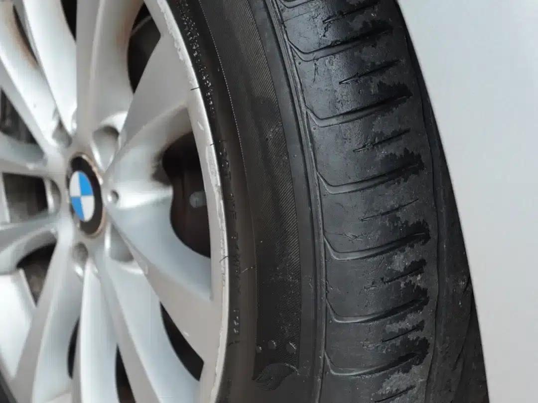 BMW 3 Series GT 2013 320i Leading Edition — миниатюра 5