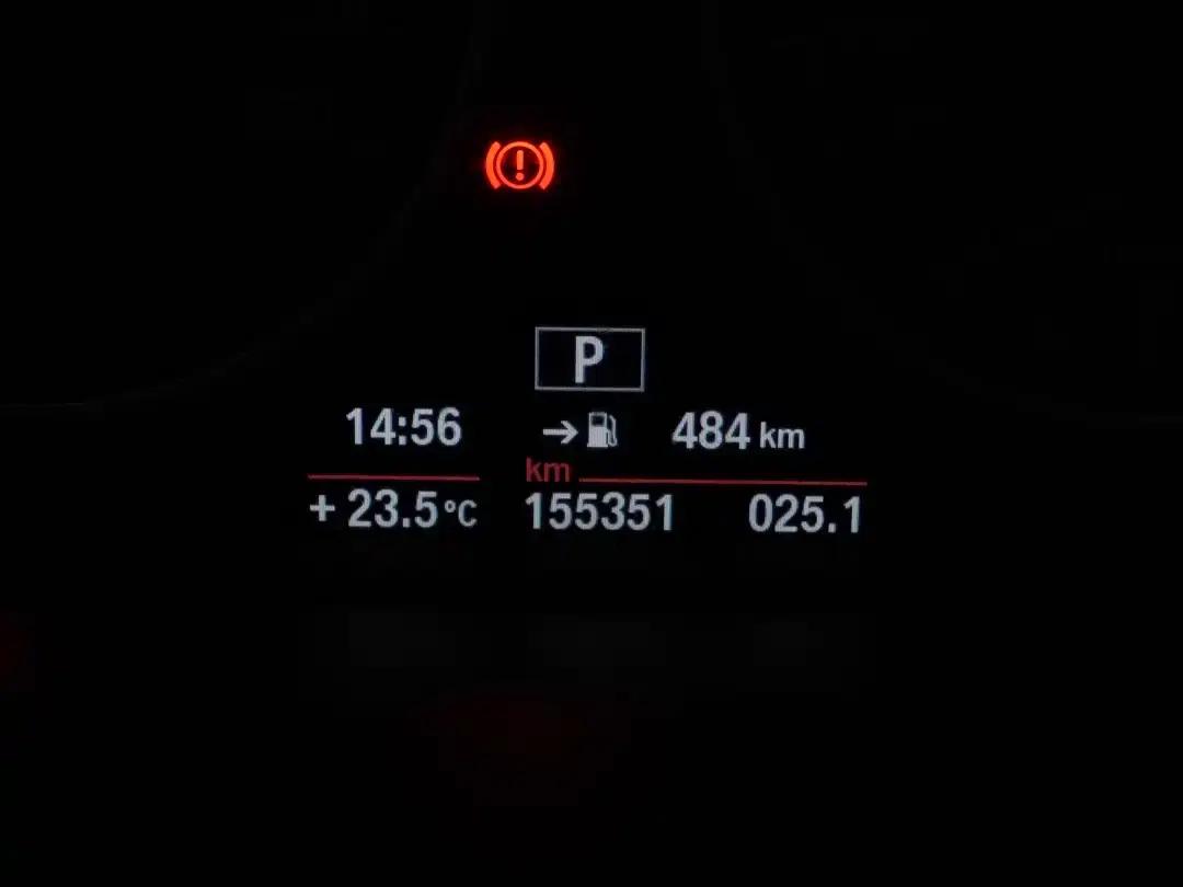 BMW 3 Series GT 2013 320i Leading Edition — миниатюра 7