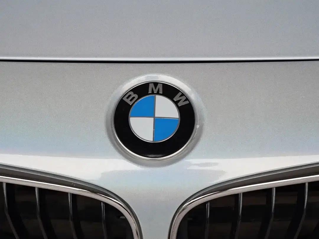 BMW 3 Series GT 2013 320i Leading Edition — миниатюра 9