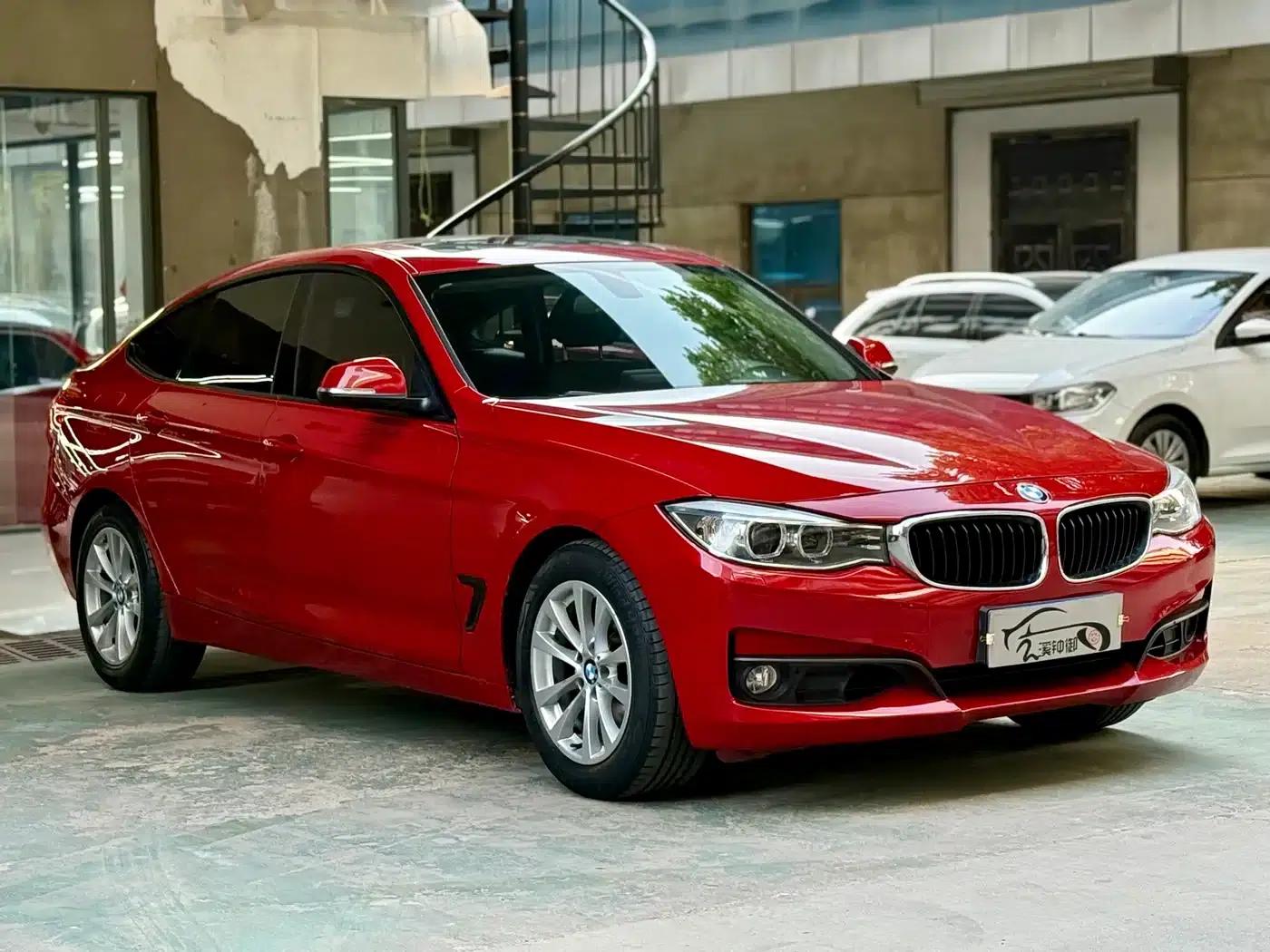 BMW 3 Series GT 2014 320i Leading Edition — миниатюра 2