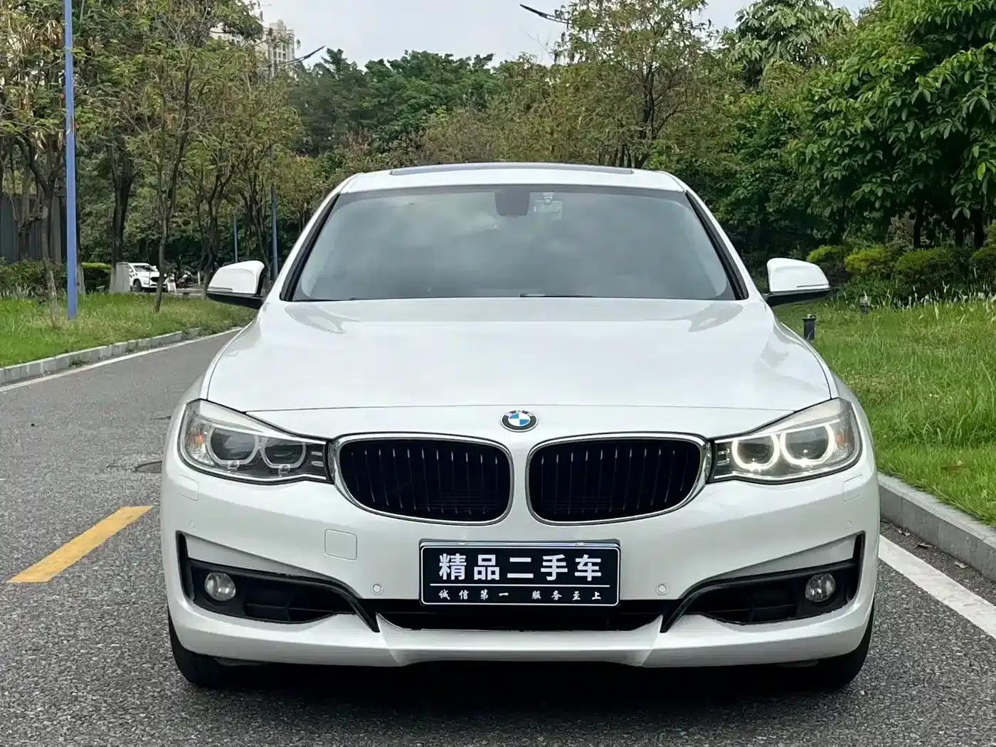 BMW 3 Series GT 2013 320i Leading Edition — миниатюра 2