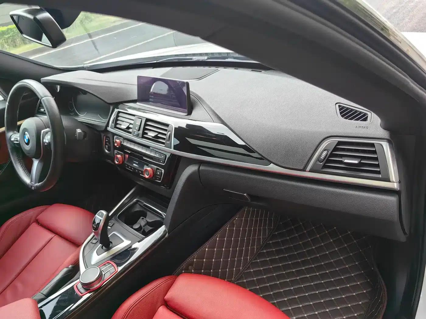 BMW 3 Series GT 2020 320i M Sport Shadow Edition — миниатюра 19
