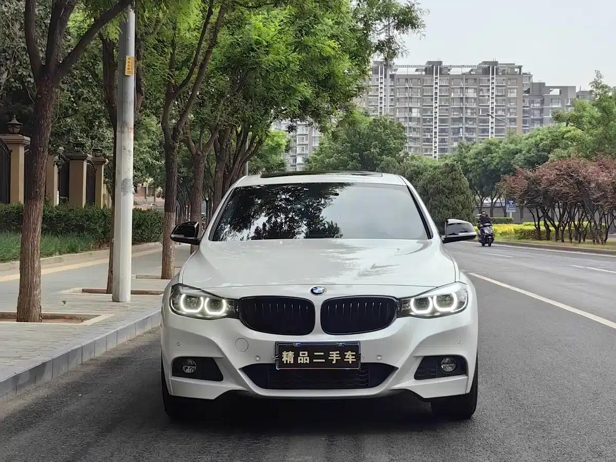 BMW 3 Series GT 2020 320i M Sport Shadow Edition — миниатюра 3