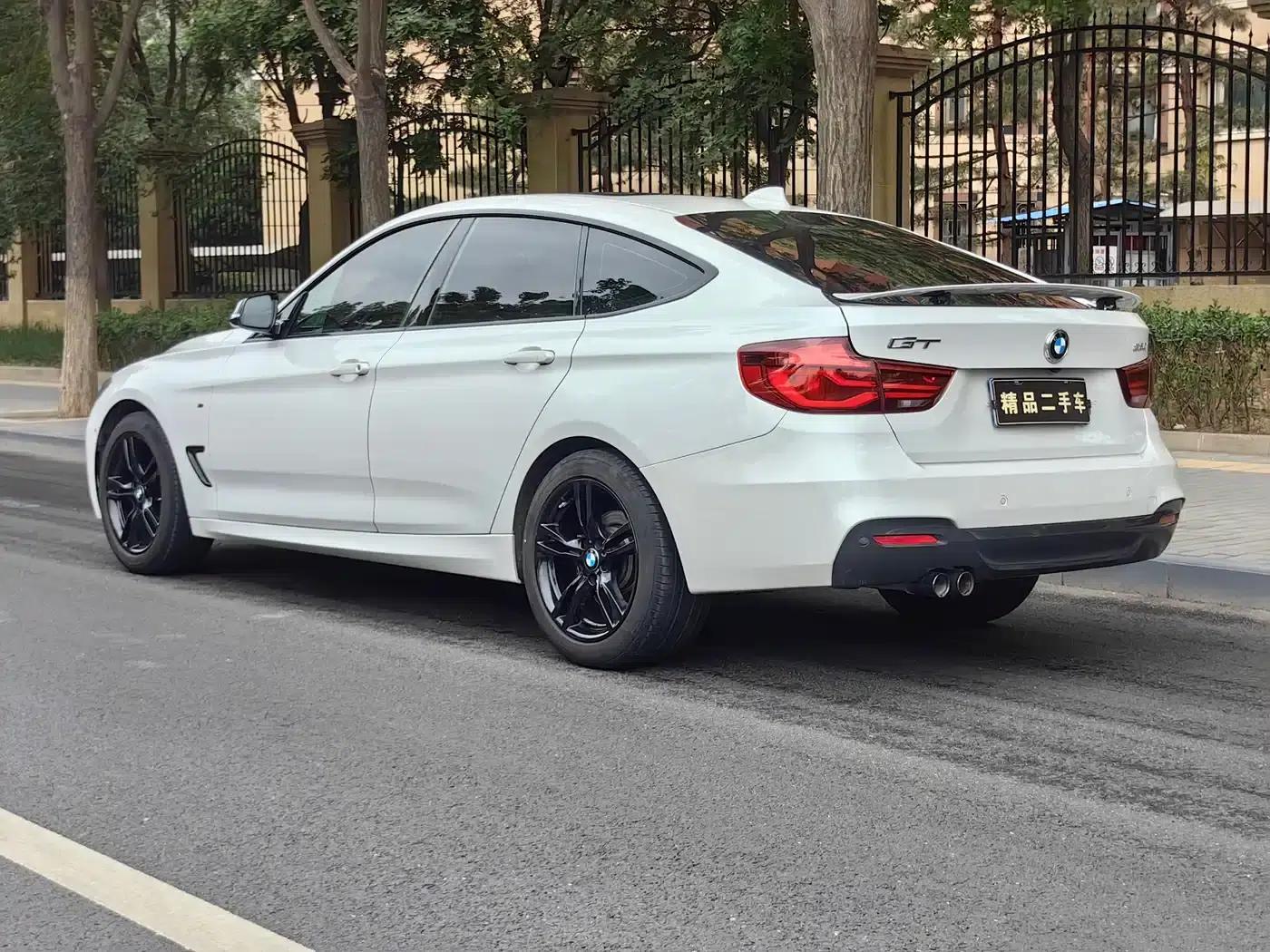 BMW 3 Series GT 2020 320i M Sport Shadow Edition — миниатюра 27