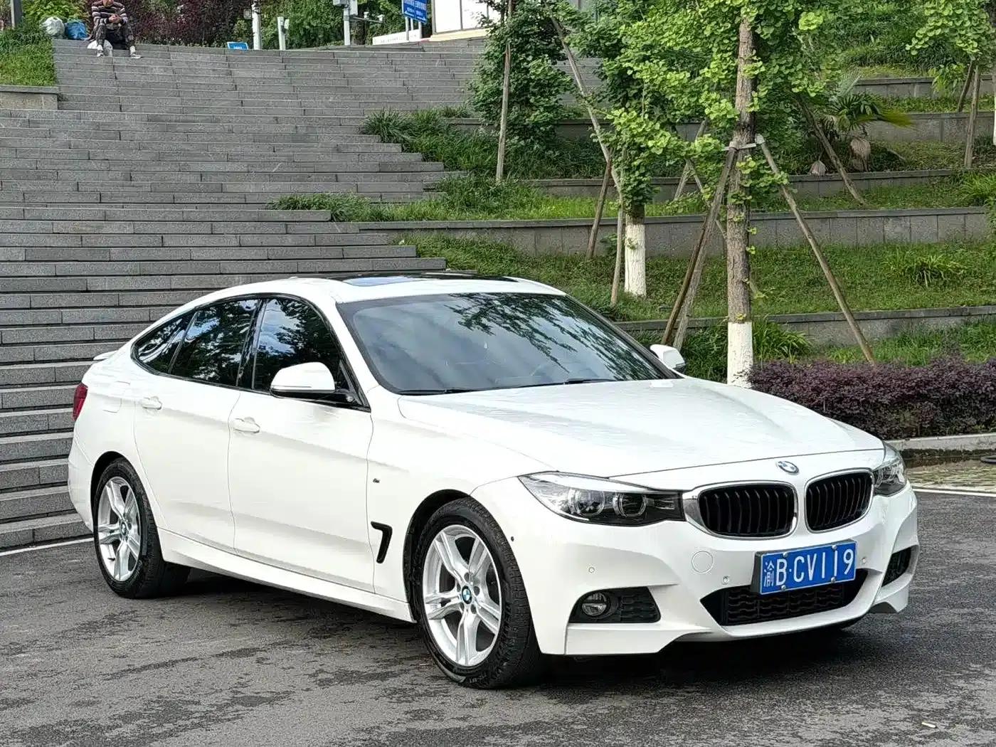 BMW 3 Series GT 2018 320i Fashion Edition — миниатюра 3