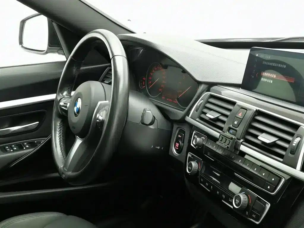 2019 BMW 3 Series GT 320i M Sport Package — миниатюра 22
