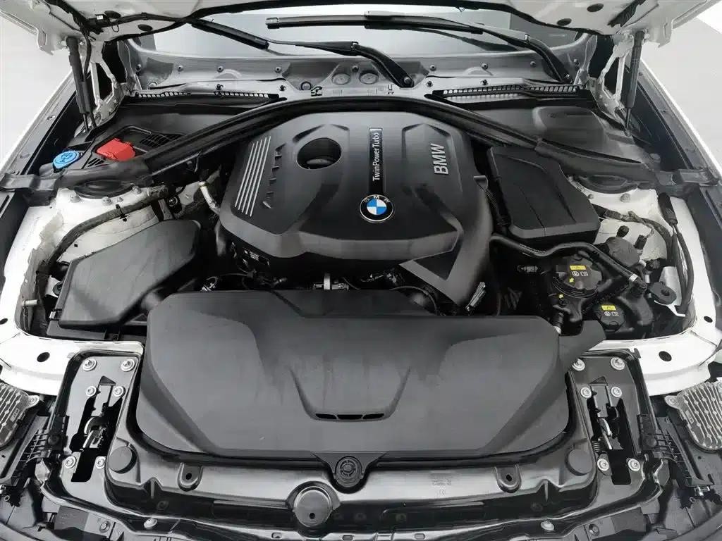 2019 BMW 3 Series GT 320i M Sport Package — миниатюра 6
