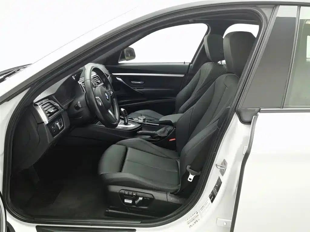 2019 BMW 3 Series GT 320i M Sport Package — миниатюра 10