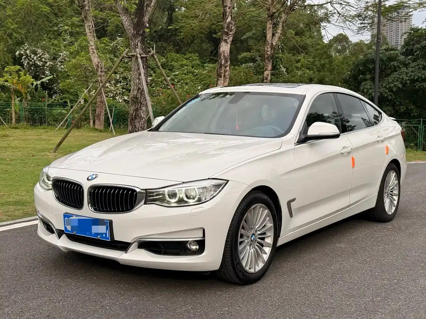 2014 BMW 3 Series GT 320i Design Package — миниатюра 1