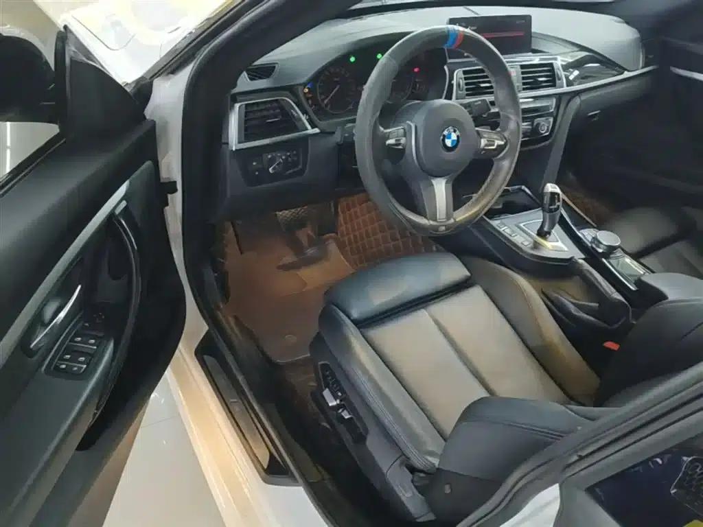 2019 BMW 3 Series GT 320i M Sport Package — миниатюра 16